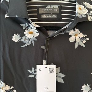 Men’s casual/dress button down shirt